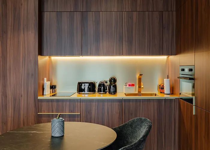 Core -studio Parking -50 Cents *