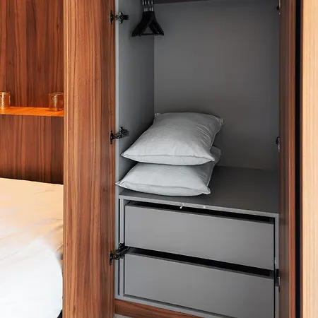 Core -studio Parking -50 Cents