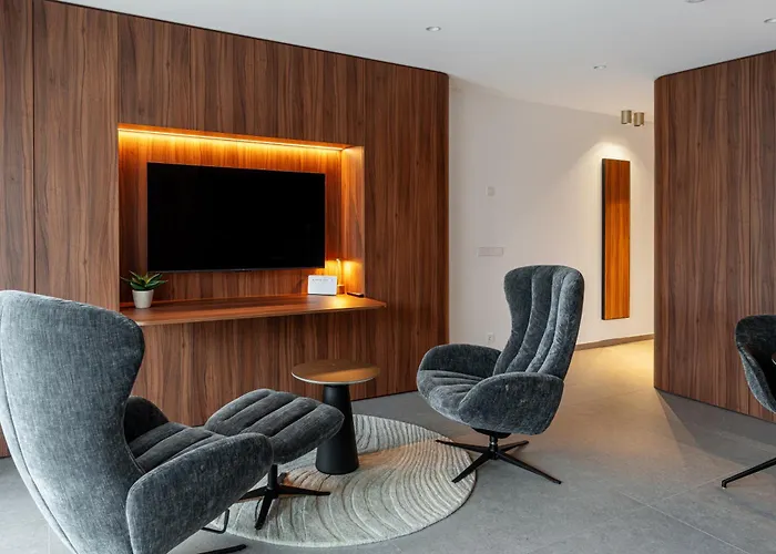 Core -studio Parking -50 Cents Люксембург